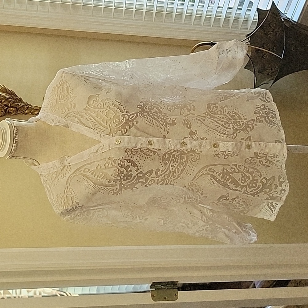 Choices white semi sheer paisley blouse Roll tab sleeve button front Large EUC…